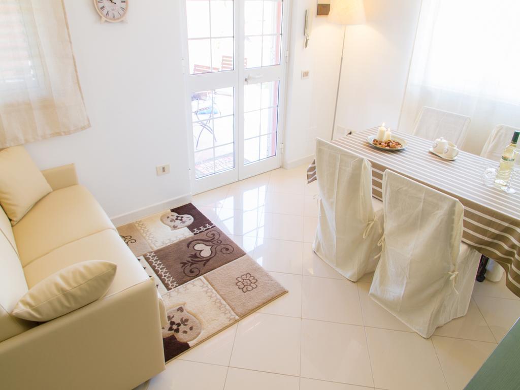 Gelso Bianco Apartments Campofelice Di Roccella Zewnętrze zdjęcie