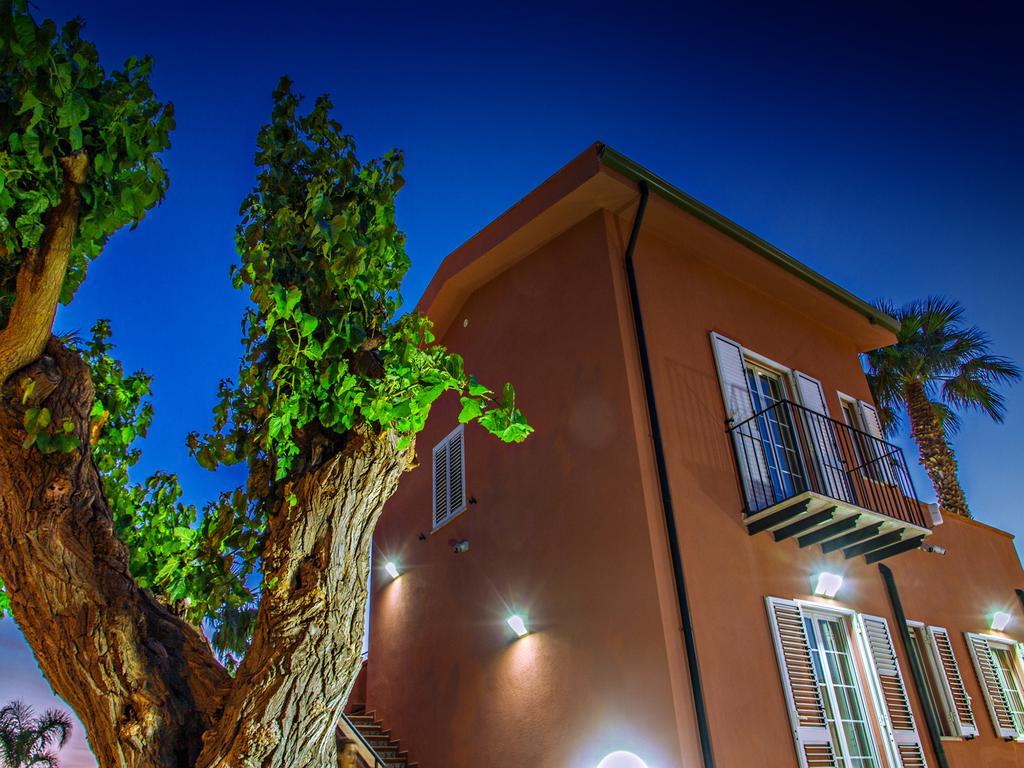 Gelso Bianco Apartments Campofelice Di Roccella Zewnętrze zdjęcie